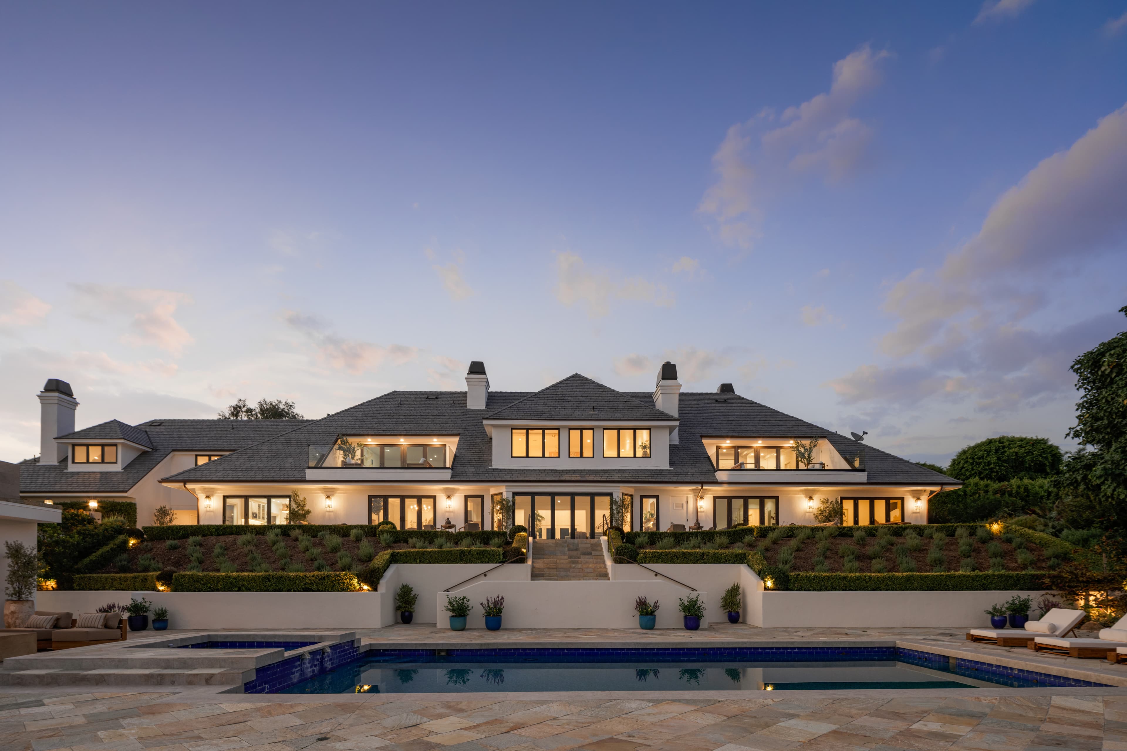 3201 Campanil Drive