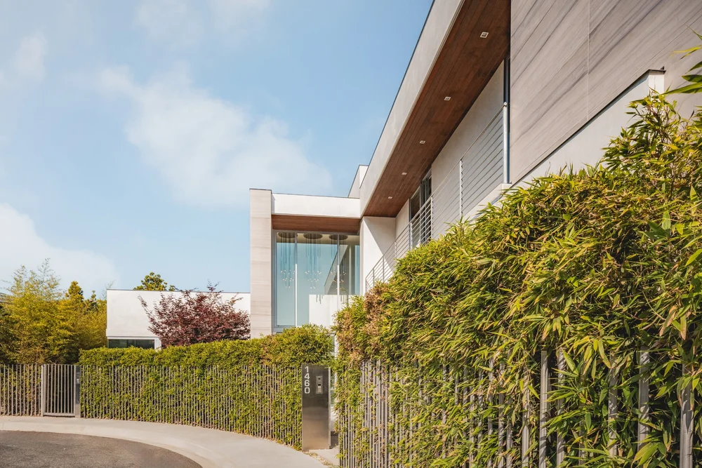 1460 Laurel Way — photo 3