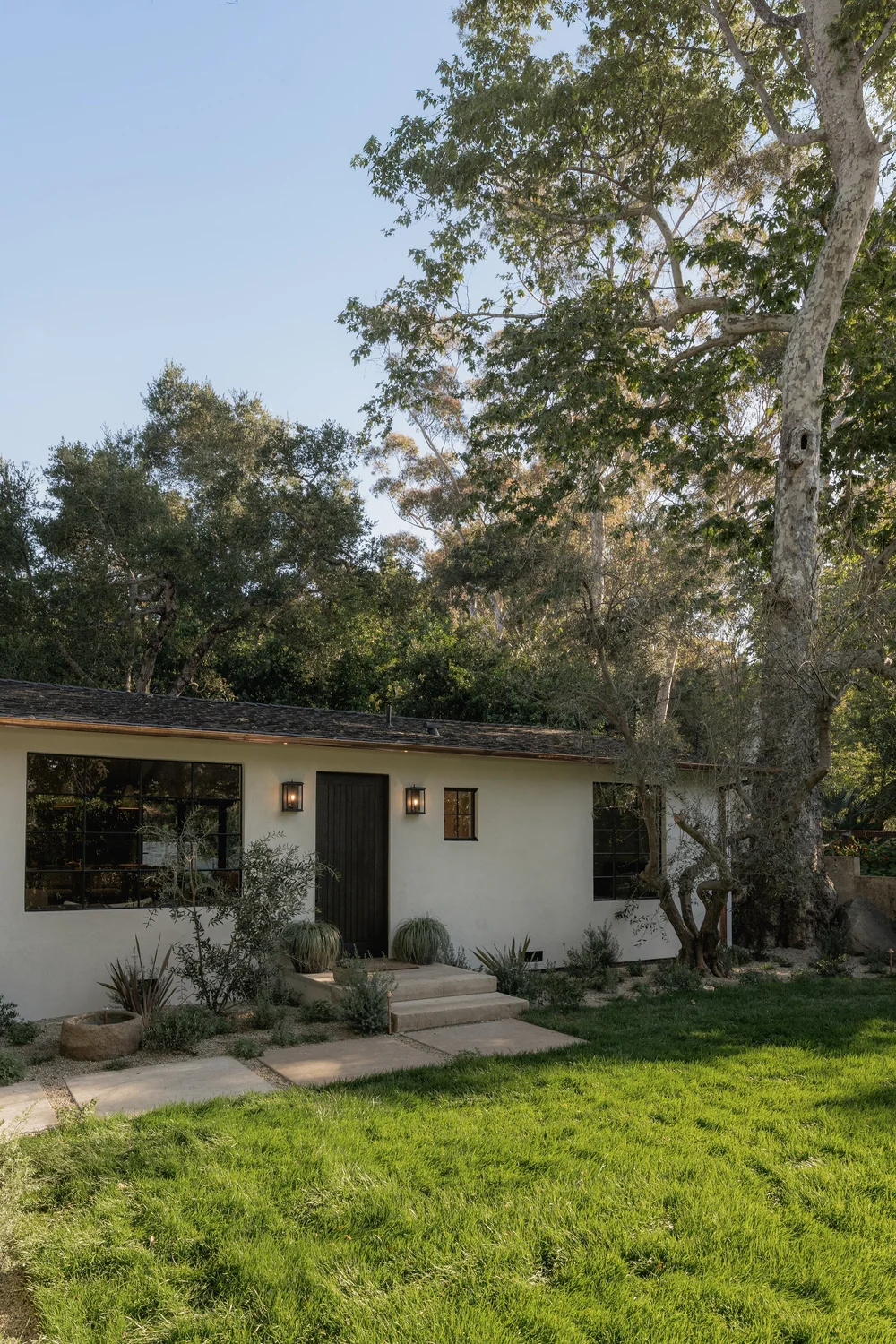159 Loureyro Road — photo 7