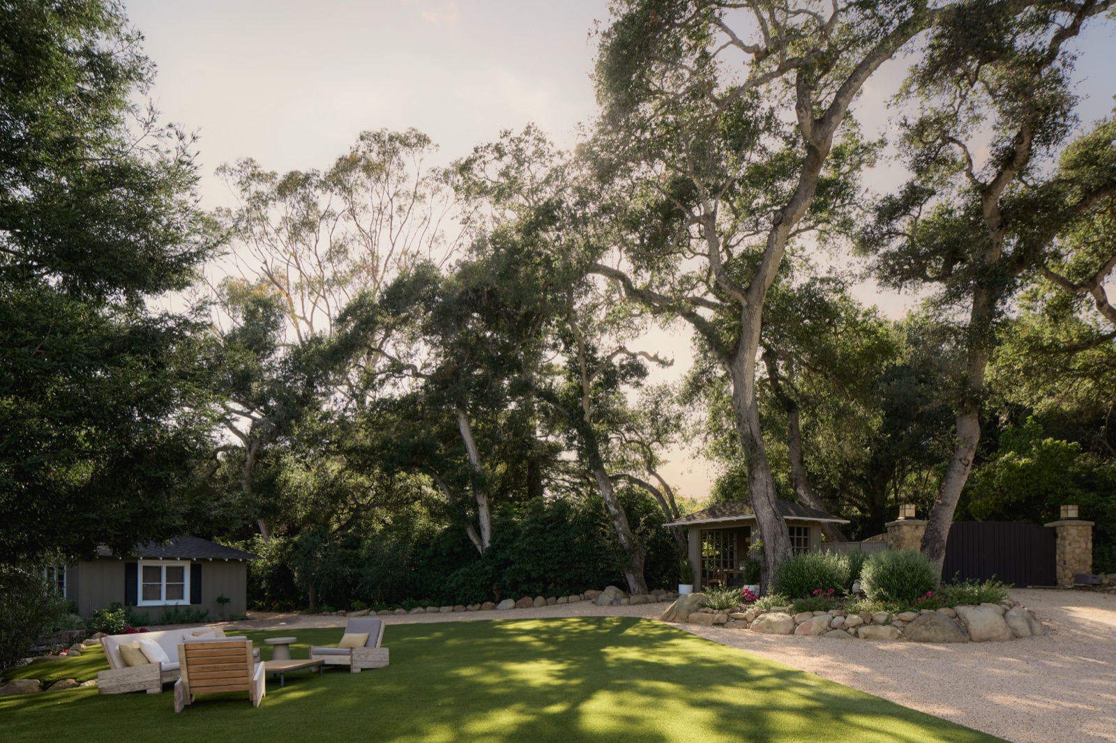 1650 East Valley Road — photo 45